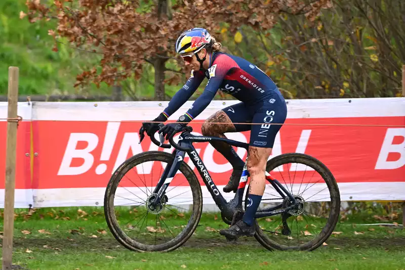 Pauline Ferrand-Prevot, is her poor performance in cyclocross the result of a minor injury?