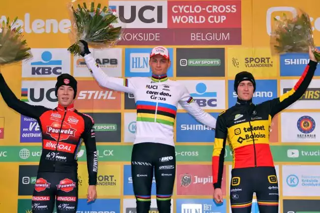 Cyclo-cross roundup: Yzerbito and Nash maintain World Cup lead despite poor showing in Koksijde