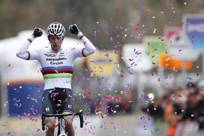 Van der Pol closes out cyclocross season with World Championships