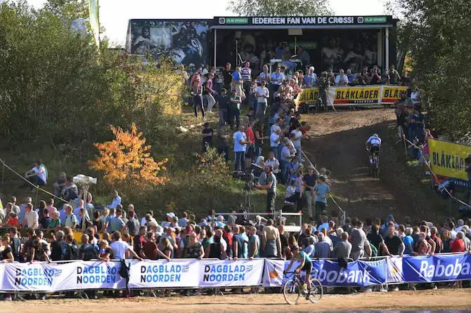 Van Fluten and Iserbyt among favourites to win Superprestige Cyclocross Series opener